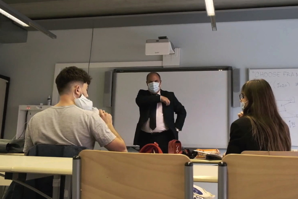 Ces archi-diplômés qui choisissent de rester en France