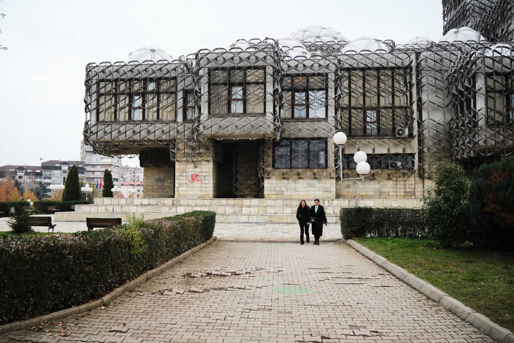 À Pristina, le retour du bilinguisme à la fac