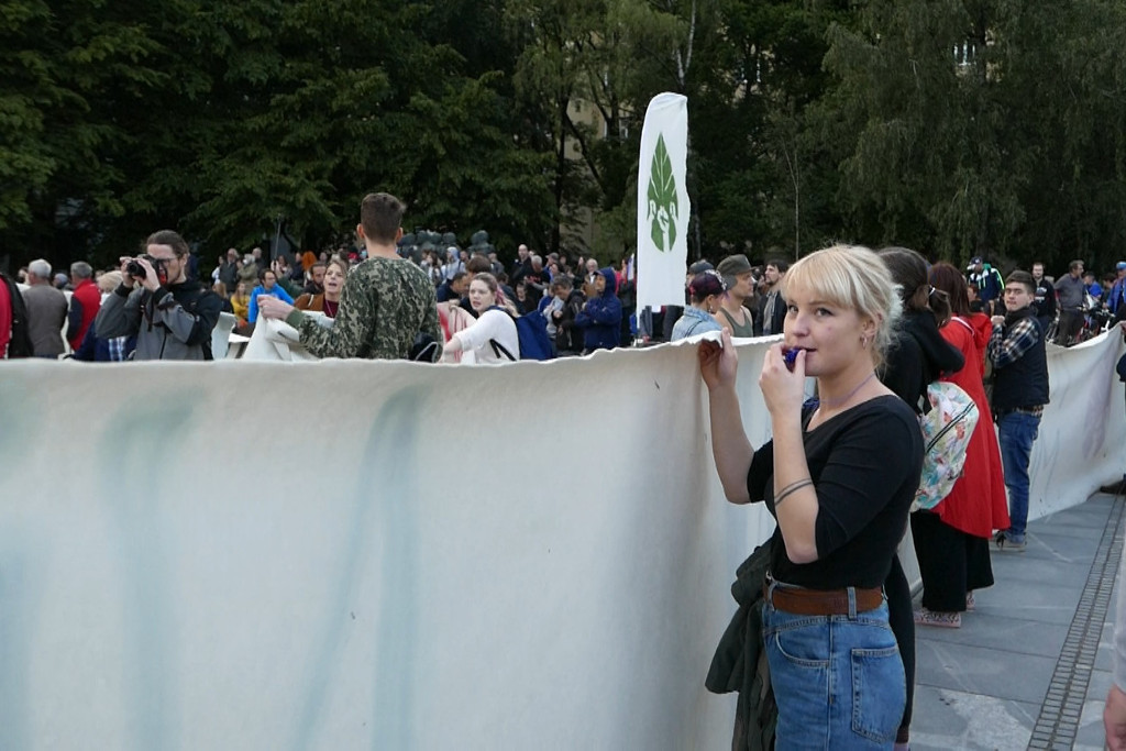 Viral #41&nbsp;: manifestations à Ljubljana